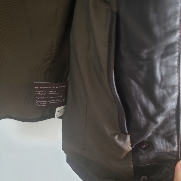 Danier leather jacket - Picture 5 of 7